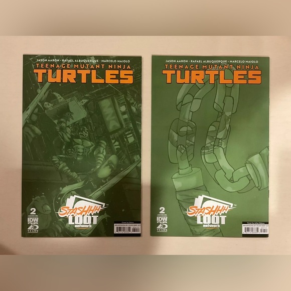 TMNT # 1 SDCC, # 1, 2 NYCC, # 2 8 Bit, TMNT # 2 NYCC 2024 Virgin Variant Poncho - Picture 15 of 16